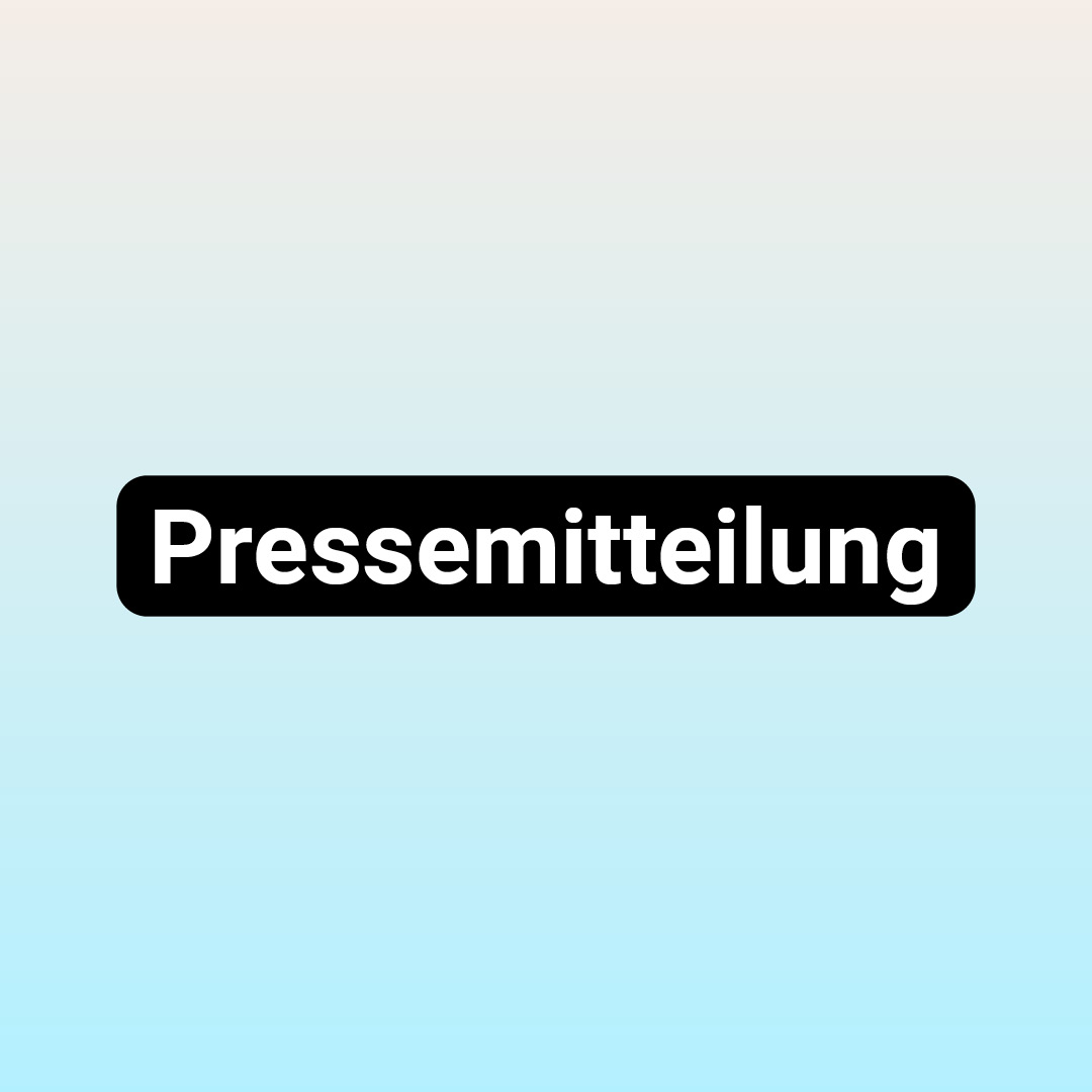 HateAid Pressemitteilung - Bild mit blauer Hintergrundfarbe und der Aufschrift "Pressemitteilung"